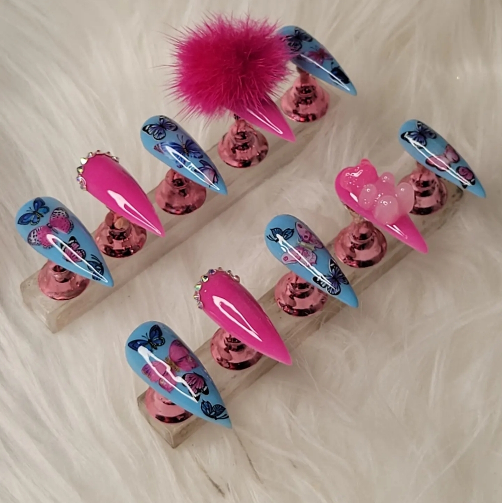 Acrylic press on nails - Picture 3 of 6